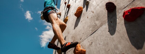 Kletterwand GSJ Reinickendorf