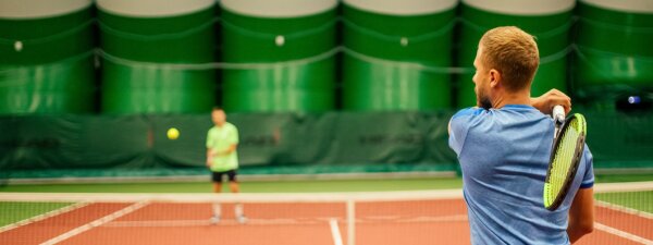 Tennishalle