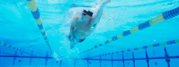 Schwimm- & Sprunghalle Europasportpark